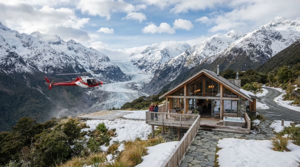 Où trouver une location de vacances en Nouvelle-Zélande avec des tours en hélicoptère des glaciers?